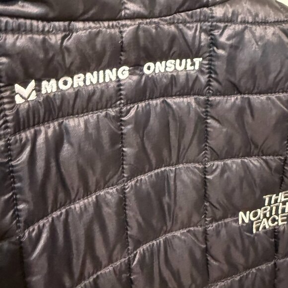 NEW North Face Thermoball ECO Black Puffer Trek Vest Mens Medium 3rd Party Logo - Picture 8 of 14
